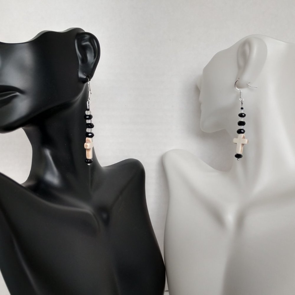 Handmade Earrings with White Stone Crosses and Black & White Beads 2.25 Inch NWT - Picture 6 of 16
